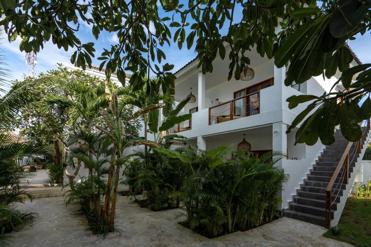 Ohana'S Beachfront Resort & Beach Club Nusa Lembongan Buitenkant foto